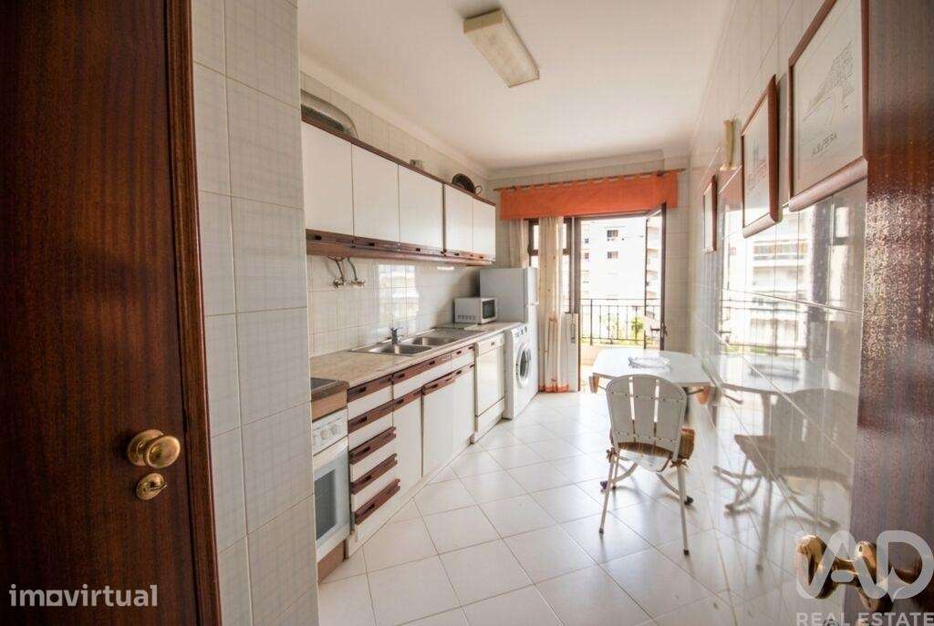 Apartamento T2 em Quarteira de 87 m2 - Grande imagem: 4/28
