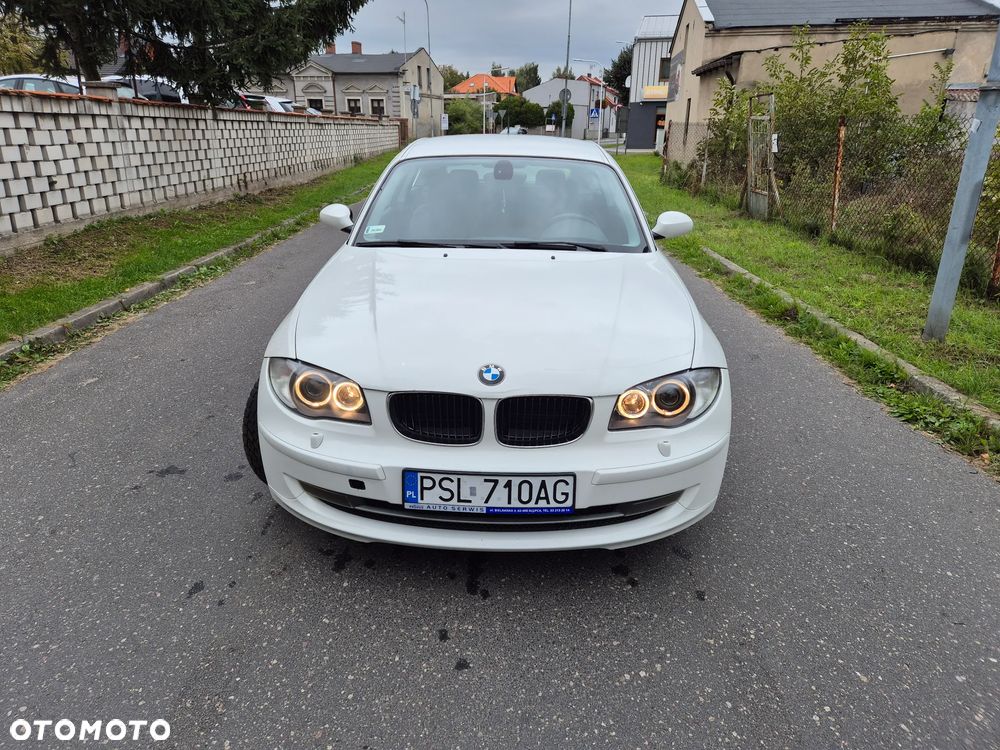 BMW Seria 1 118d Sport Line - 13