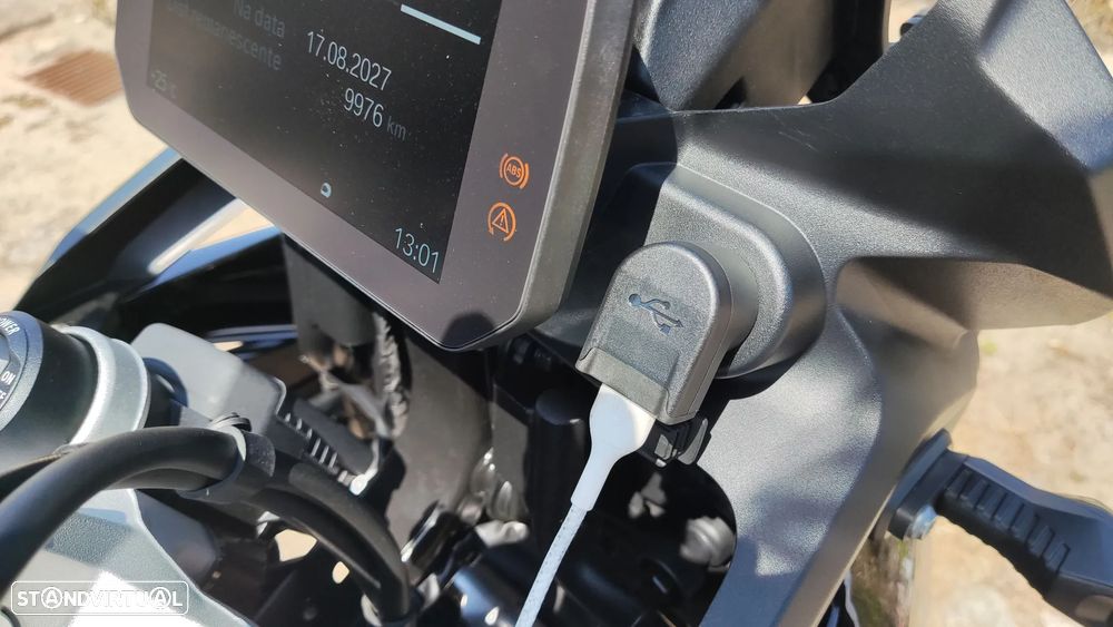 BMW F 750 GS Triple Black - 25