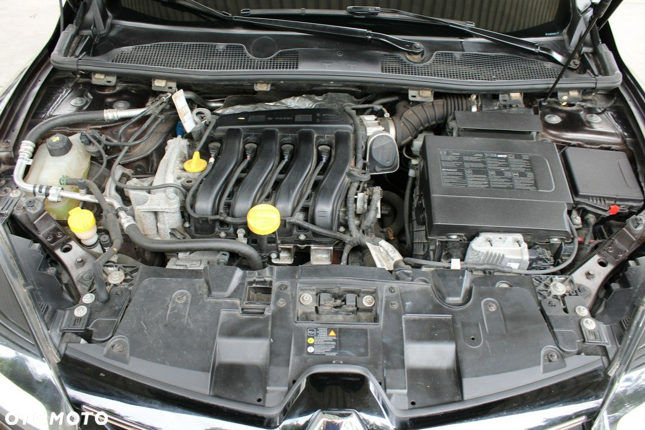 Renault Megane 1.6 16V 110 LIMITED - 34
