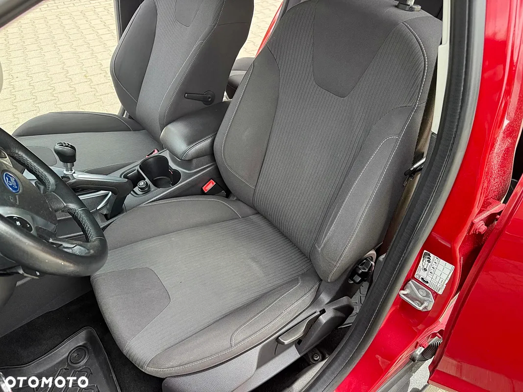 Ford Focus 1.6 EcoBoost Titanium - 30
