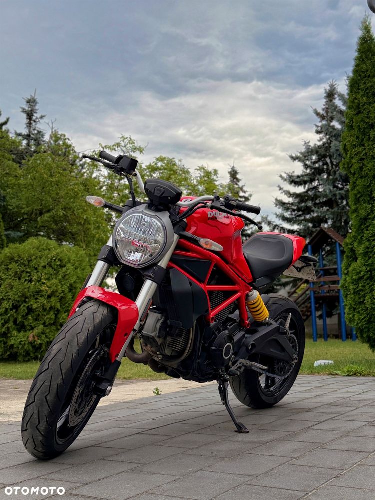 Ducati Monster - 1