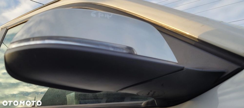 LUSTERKO PRAWE BMW X1 E84 300 ALPINWEISS 6 PIN LIFT ANGIELSKIE C82 - 2