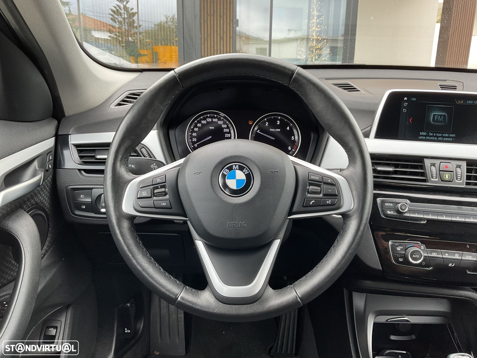 BMW X1 16 d sDrive Auto - 41