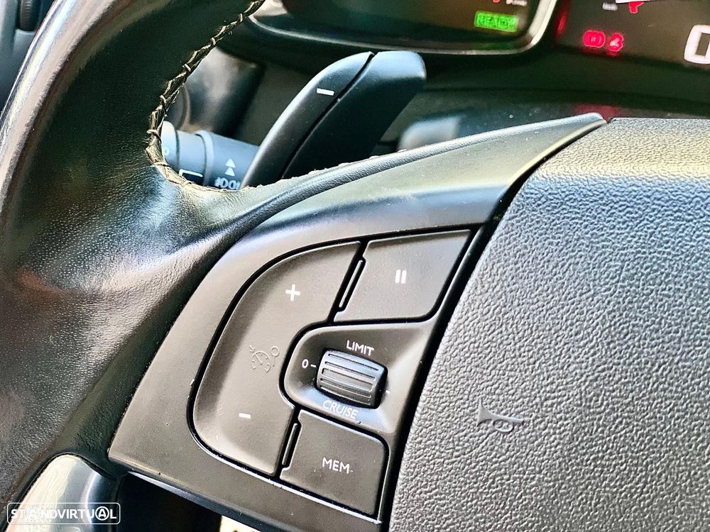 Citroën DS5 2.0 HDi Hybrid4 So Chic CMP6 - 23