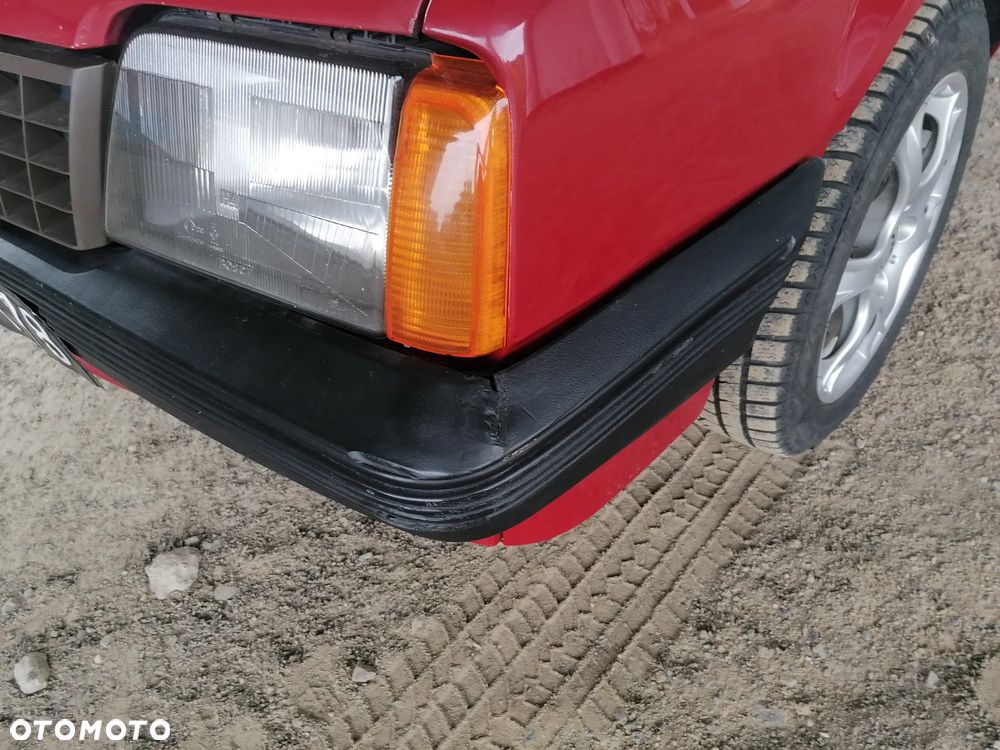 Opel Ascona C 1.6 - 14