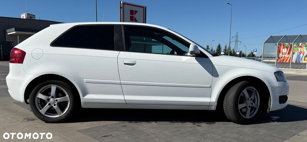 Audi A3 1.9 TDI Attraction - 3