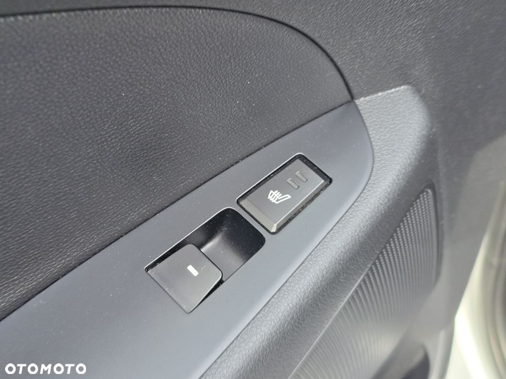 Hyundai Tucson blue 1.7 CRDi 2WD Advantage - 11