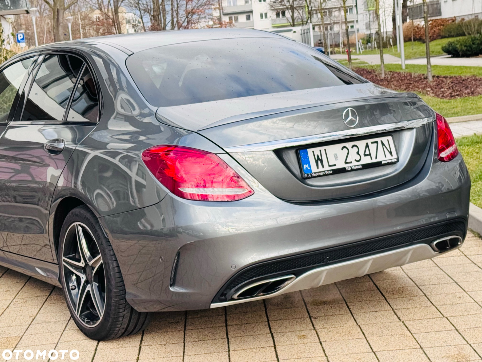 Mercedes-Benz Klasa C AMG 43 4-Matic - 11