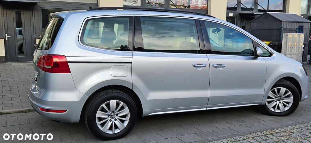 Volkswagen Sharan 2.0 TDI BlueMotion Technology Comfortline - 24