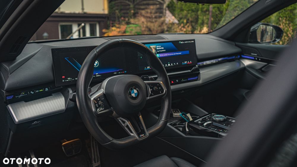 BMW Seria 5 520d xDrive mHEV M Sport - 13