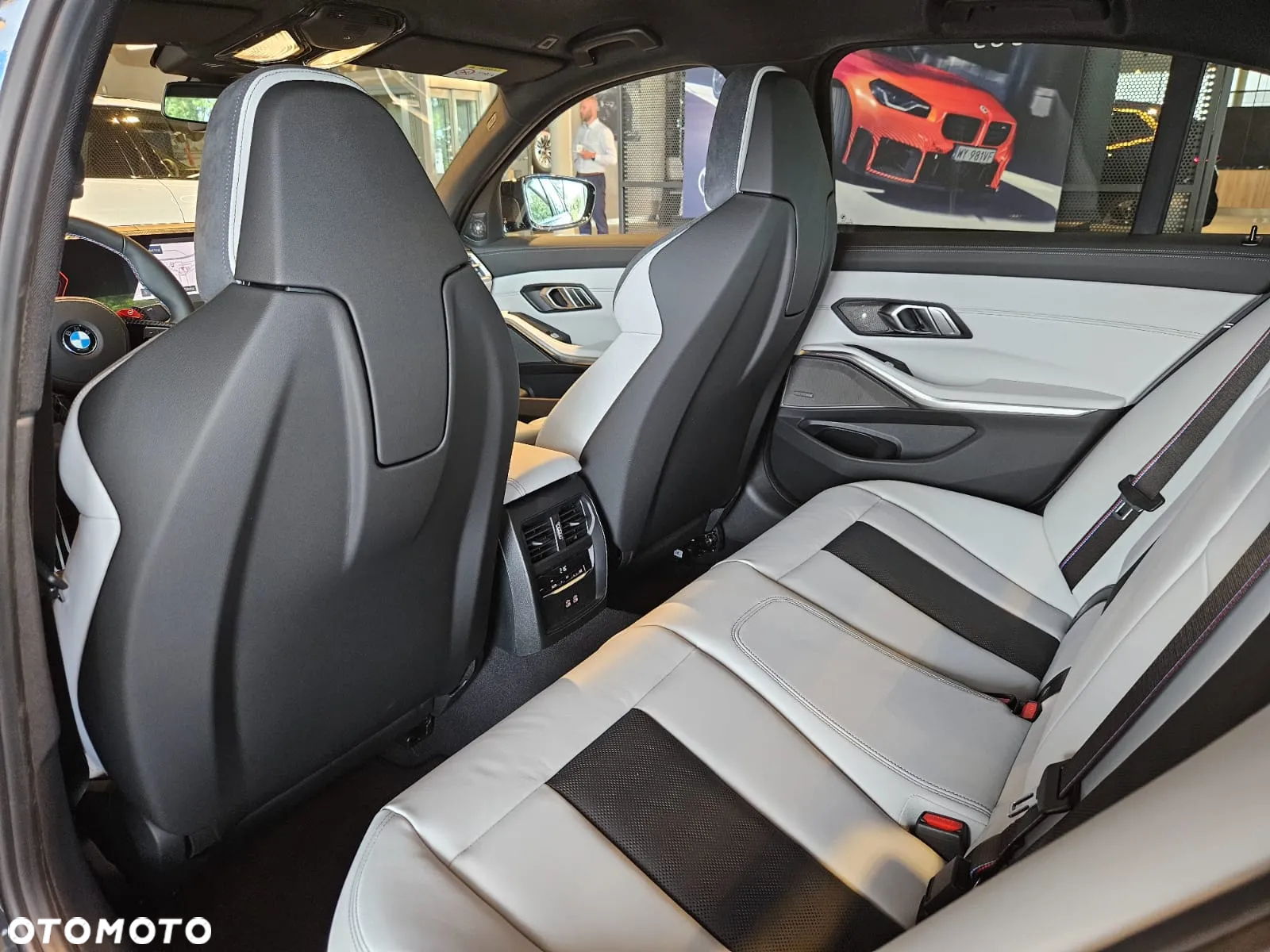 BMW M3 Competition xDrive sport - 24