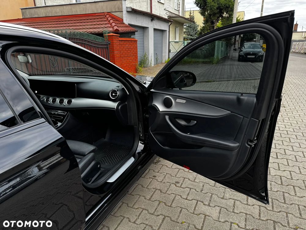 Mercedes-Benz Klasa E 200 d Business Edition 9G-TRONIC - 16