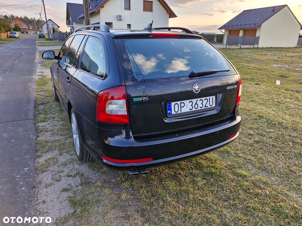 Skoda Octavia 2.0 TDI DPF RS - 5