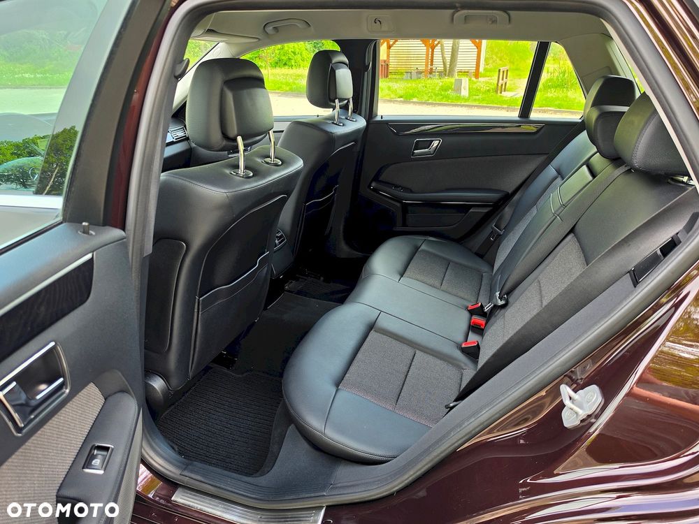 Mercedes-Benz Klasa E 250 CDI DPF BlueEFFICIENCY Avantgarde - 33