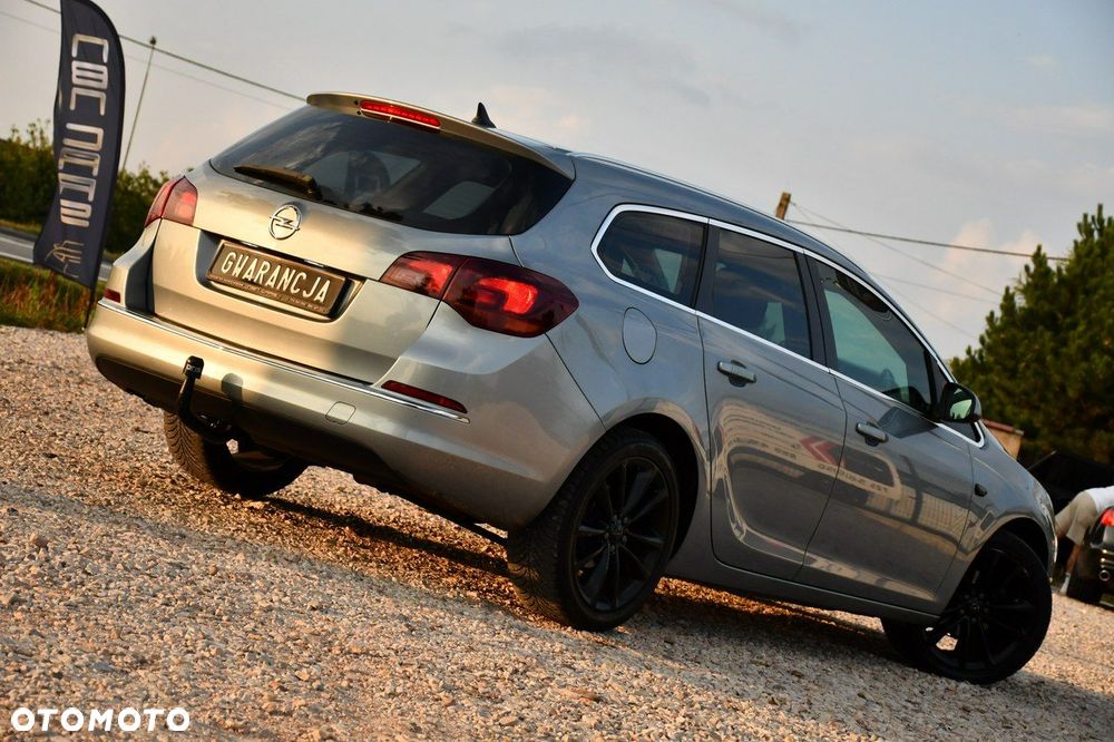 Opel Astra 1.4 Turbo Sports Tourer - 12