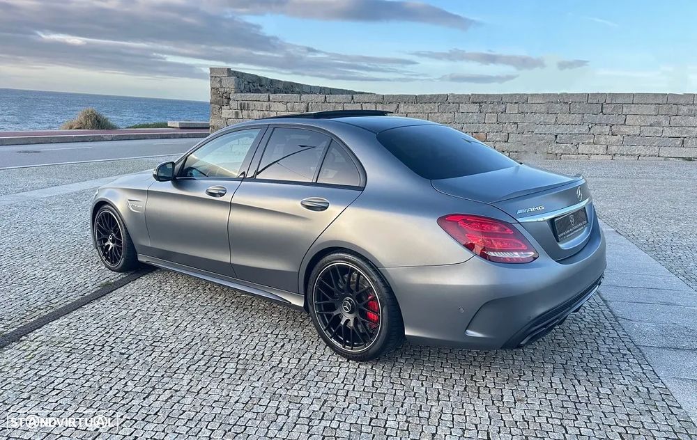 Mercedes-Benz C 63 AMG S - 9