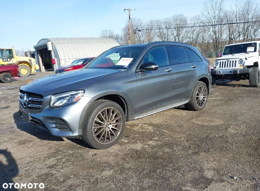 Mercedes-Benz GLC 300 4Matic 9G-TRONIC AMG Line Plus