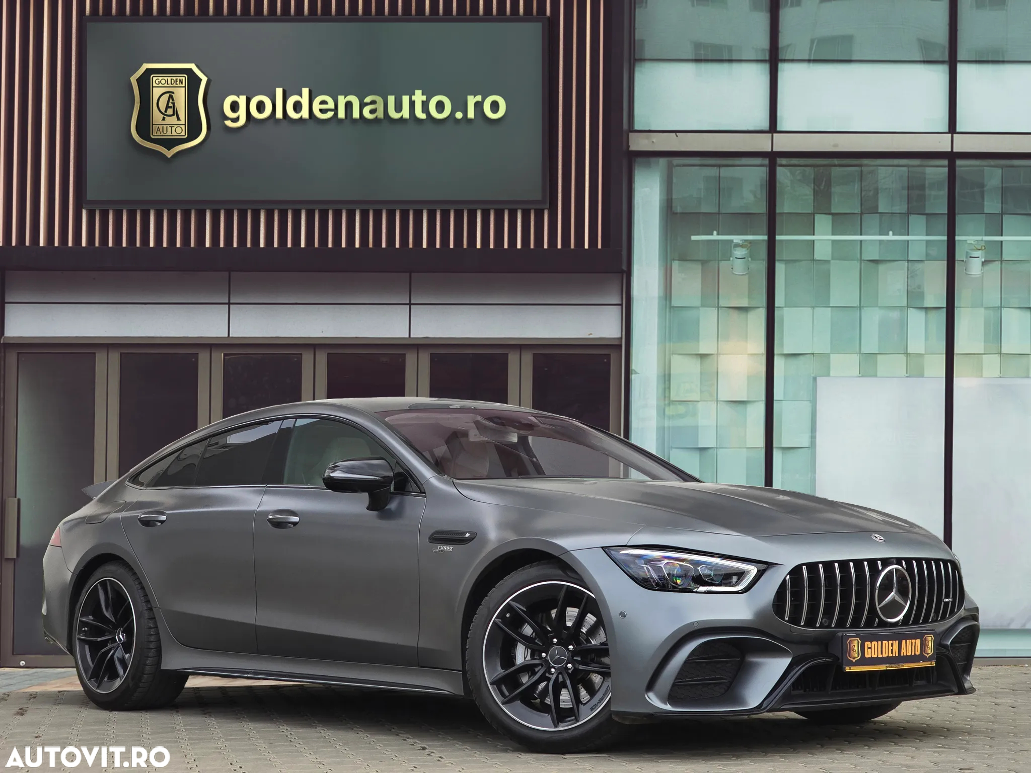 Mercedes-Benz AMG GT 53 4MATIC+ - 37