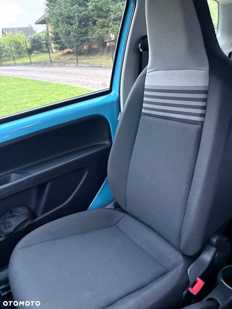 Volkswagen up! - 6