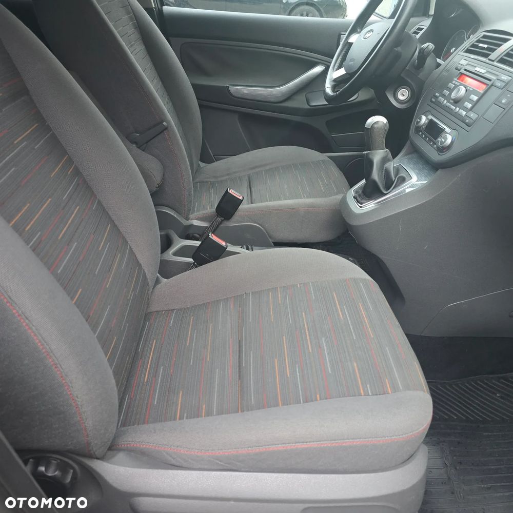 Ford C-MAX 1.6 TDCi Ghia - 10