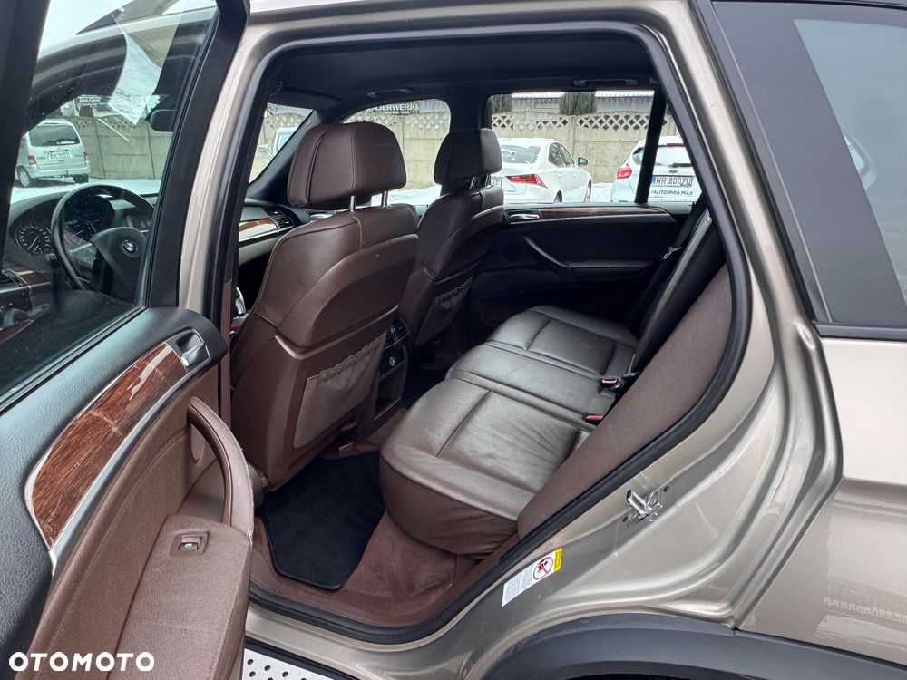 BMW X5 3.0si - 16