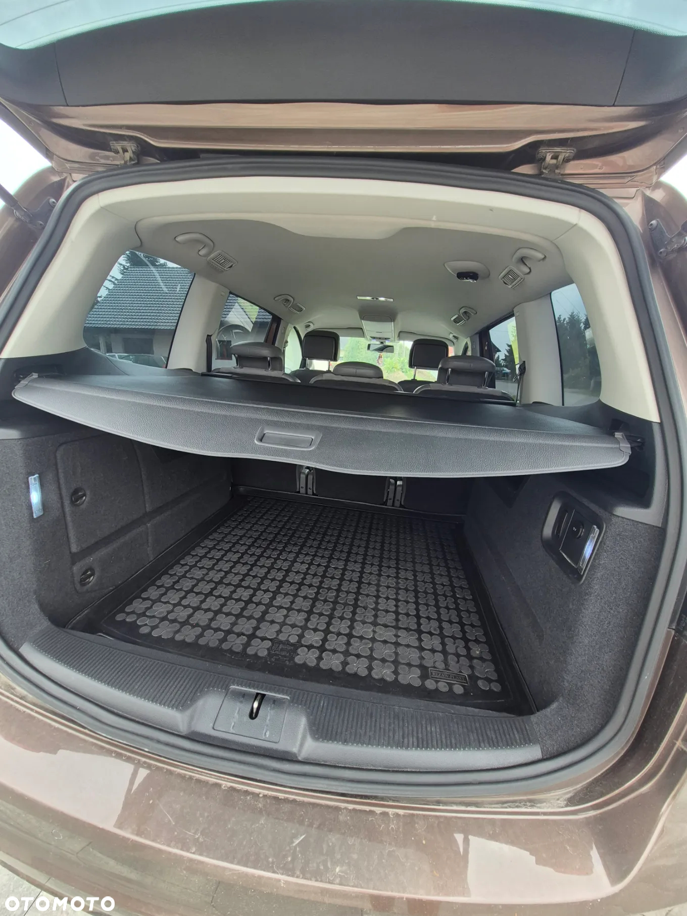Volkswagen Sharan 2.0 TDI Highline DSG - 17