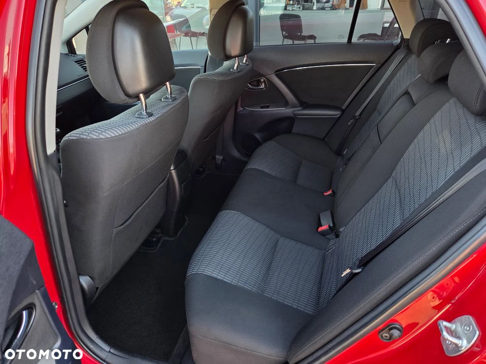 Toyota Avensis 1.6 Edition - 17