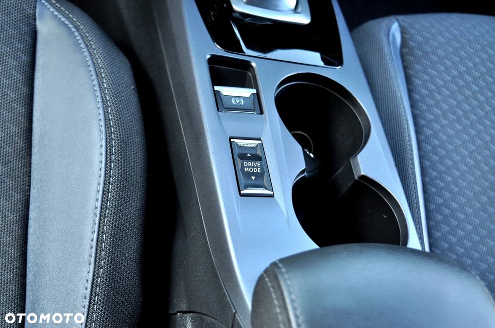 Peugeot 2008 1.5 BlueHDi Allure Pack S&S EAT8 - 28