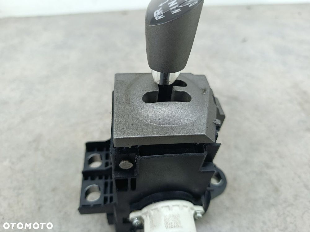 LEWAREK ZMIANY BIEGÓW TOYOTA PRIUS II 89451-47030  192300-2020 1.5 16V - 4