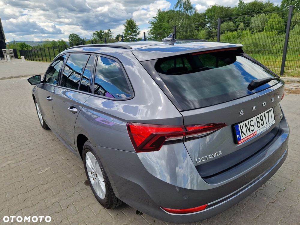Skoda Octavia ver-1-0-tsi-e--tec-ambition-dsg - 5