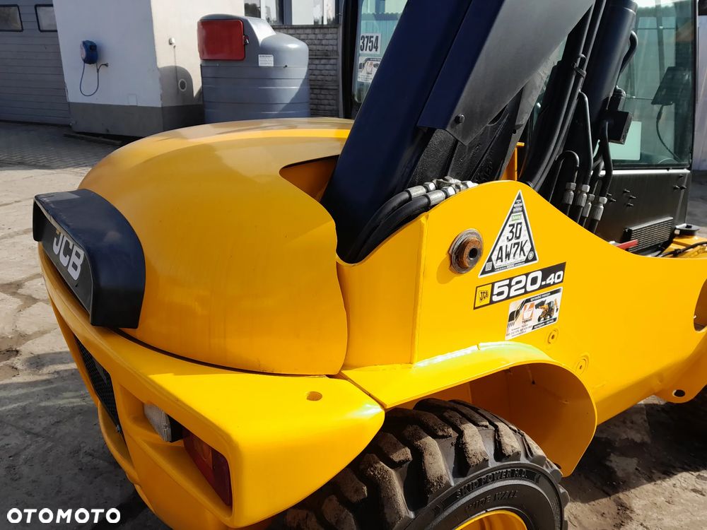 JCB 520-40 - 15