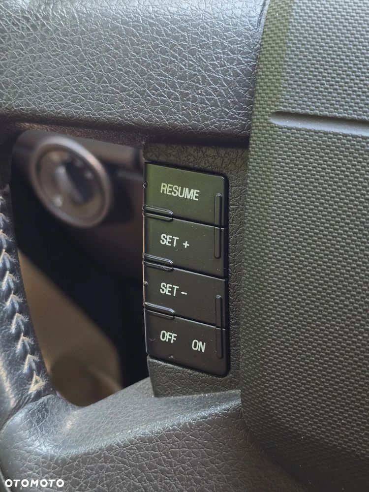 Ford Edge 3.5 SE - 31