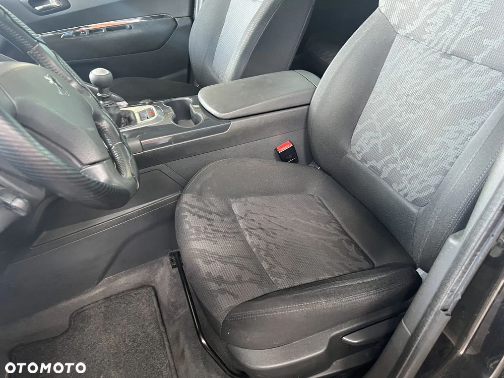 Peugeot 3008 1.6 HDi Premium - 28