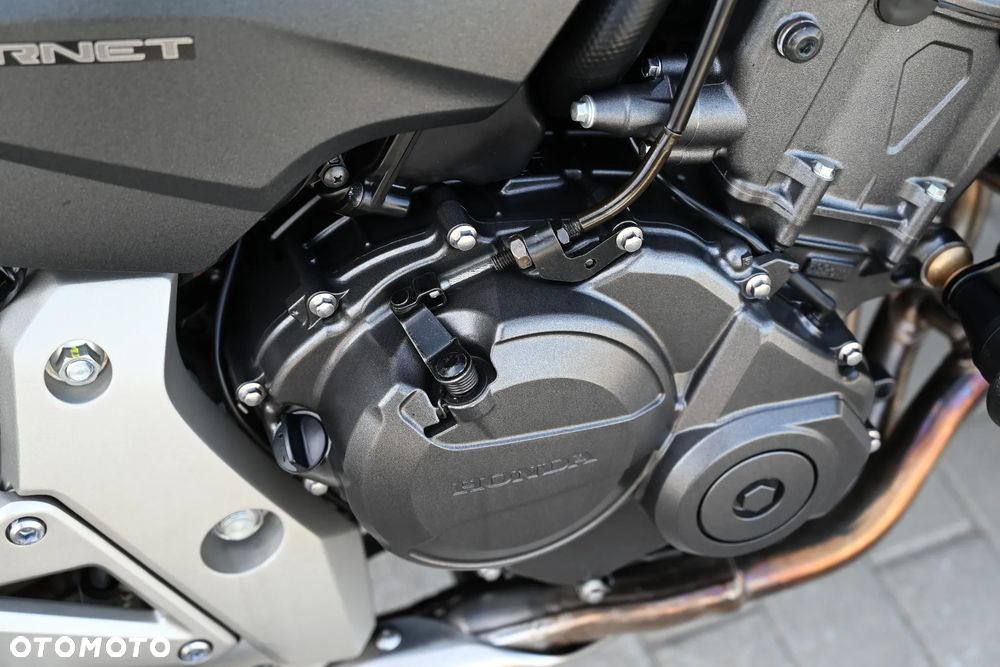 Honda Hornet - 37