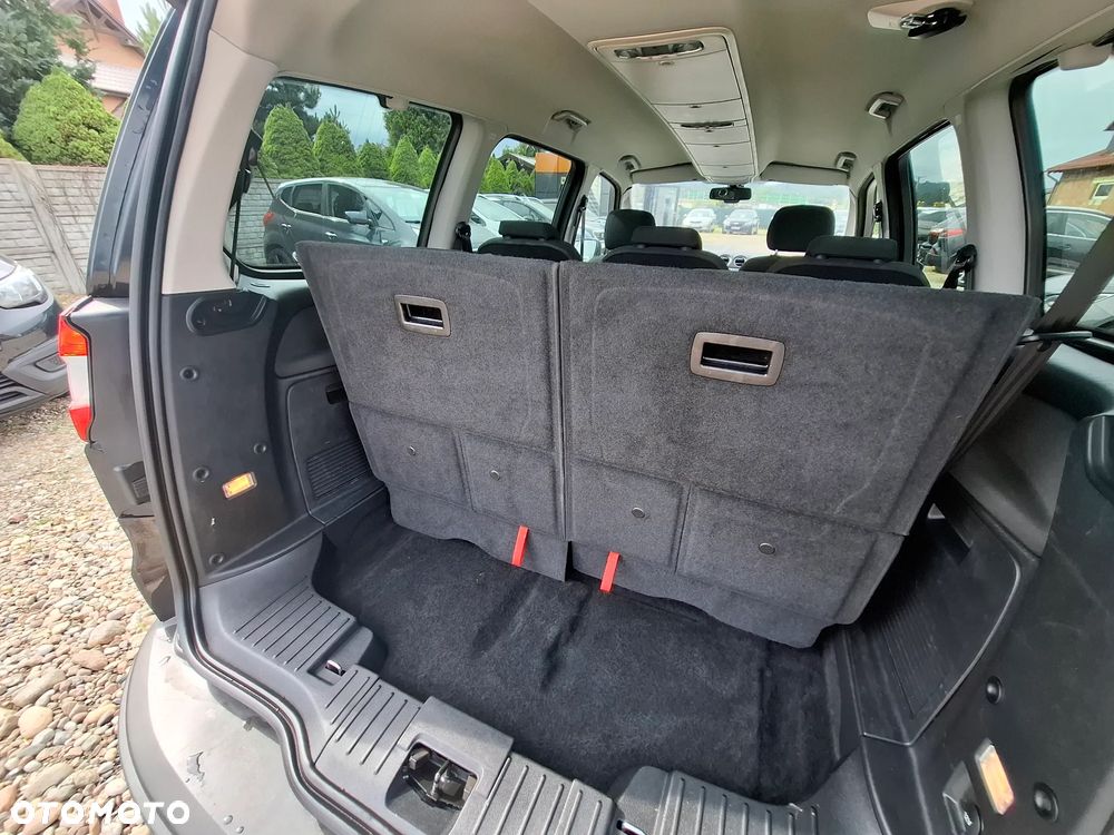 Ford Galaxy 2.0 TDCi Ghia - 17