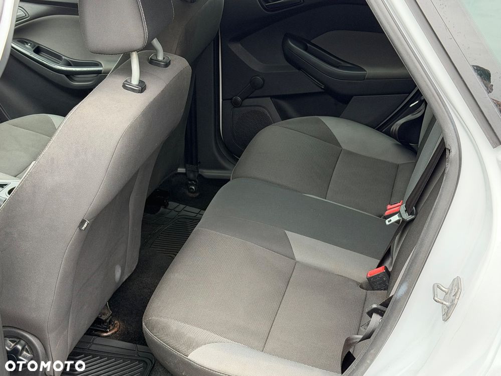 Ford Focus 1.0 EcoBoost Trend ASS - 11