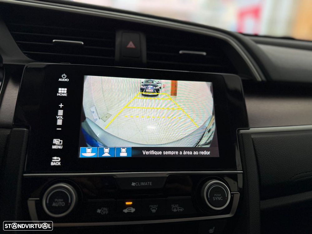 Honda Civic 1.5 i-VTEC Elegance Navi CVT - 36