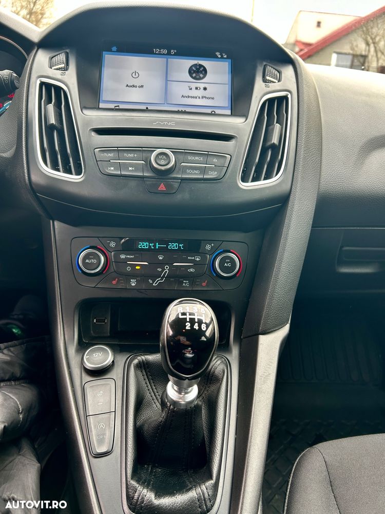 Ford Focus 1.0 EcoBoost Trend - 10