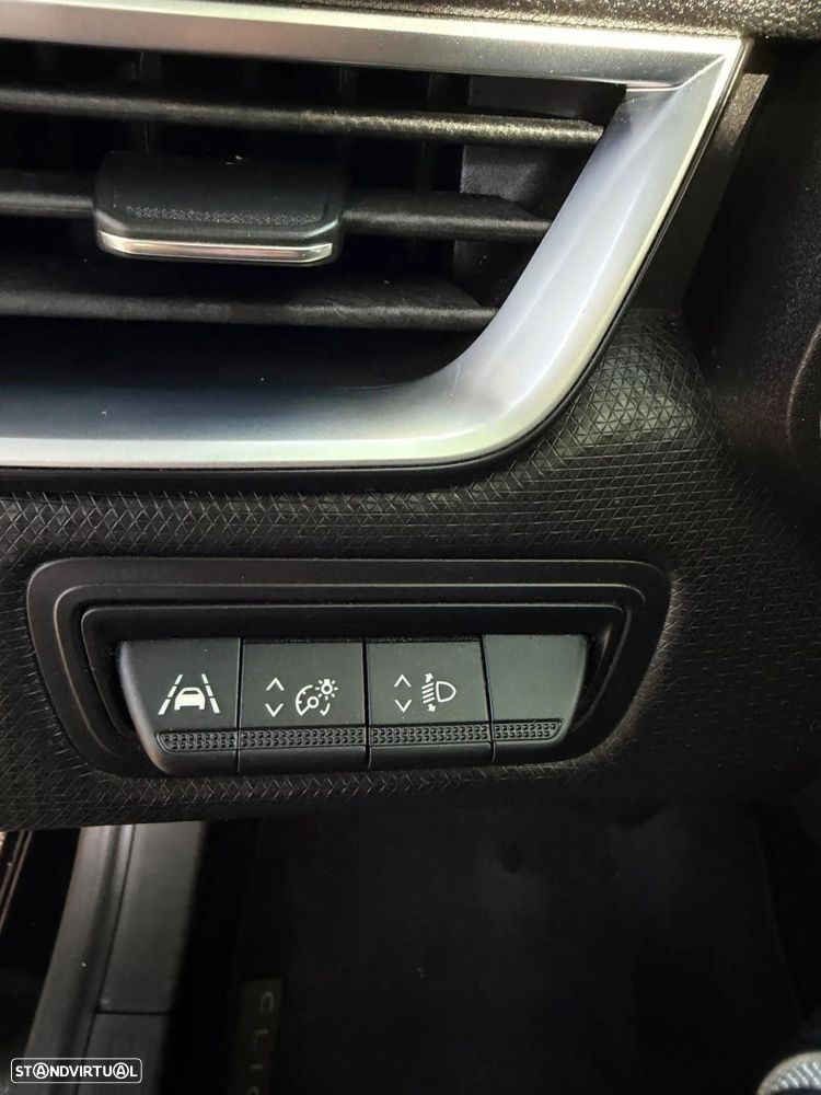 Renault Clio 1.0 TCe Intens Bi-Fuel - 31
