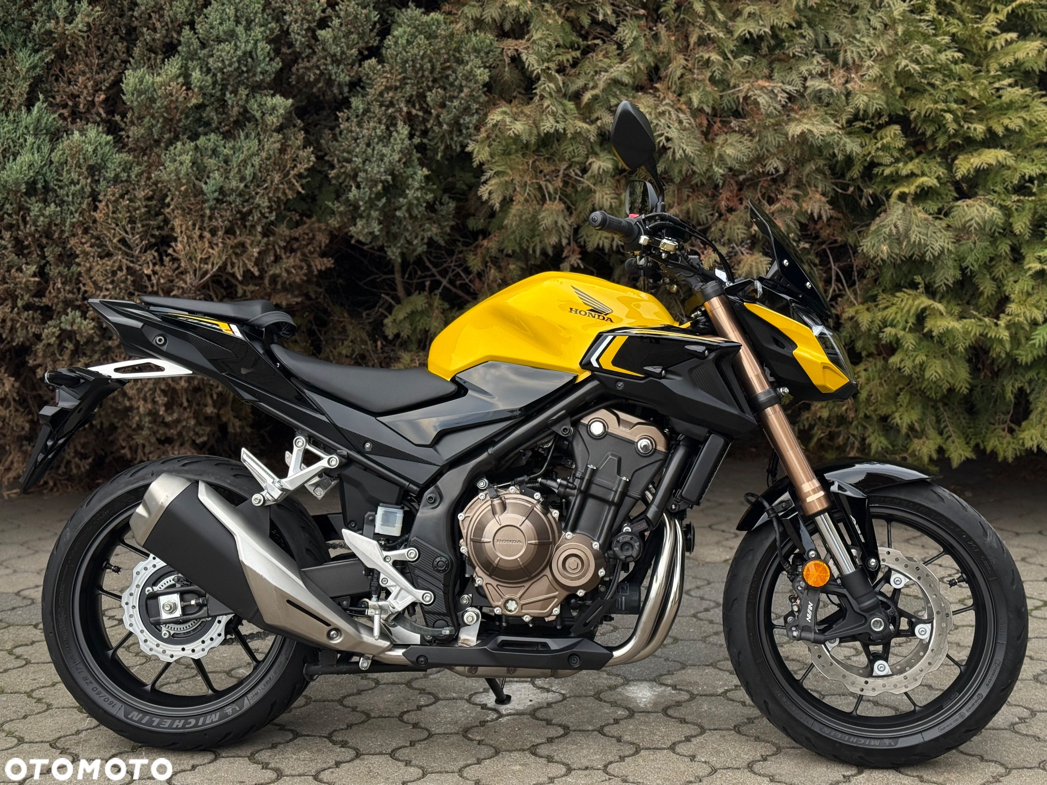 Honda CB - 2