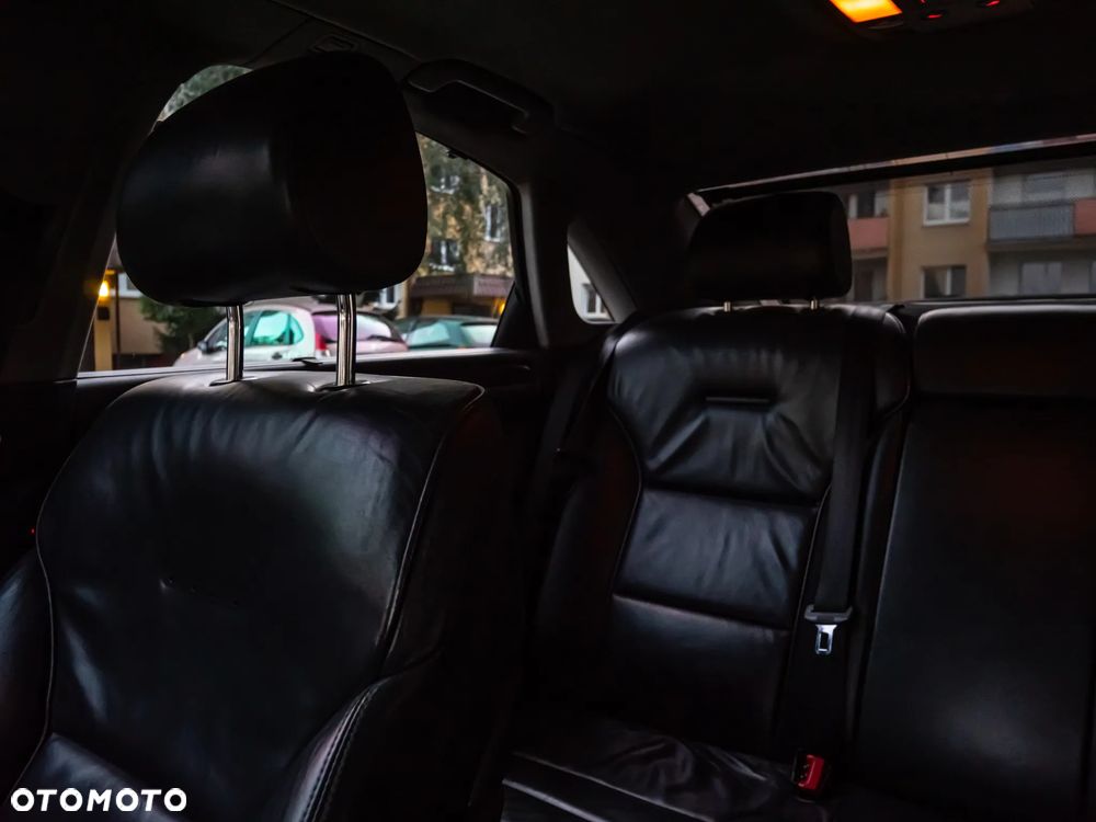 Audi A8 - 15