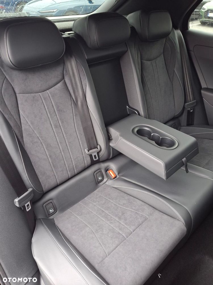 Volkswagen T-Roc 1.5 eTSI Style DSG - 18