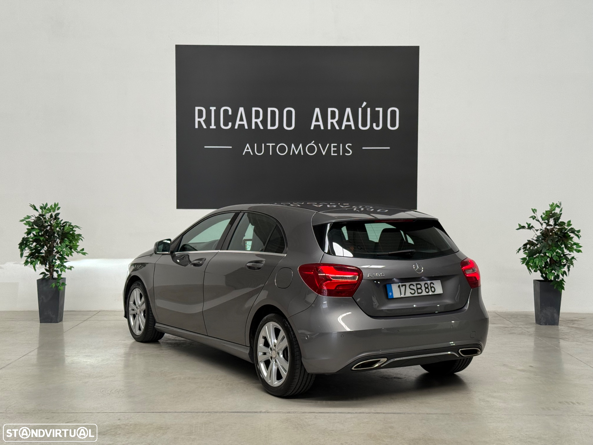 Mercedes-Benz A 180 Dynamic Edition - 3