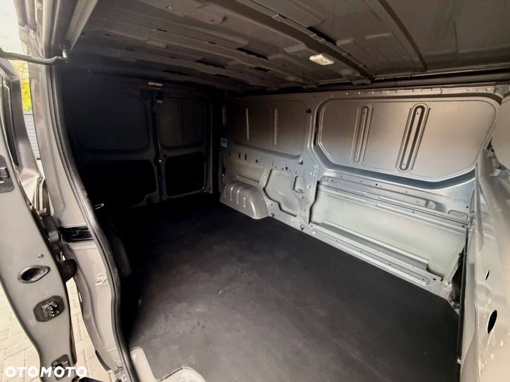 Renault TRAFIC - 17
