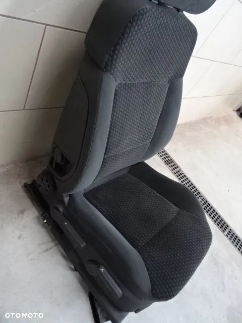 FOTEL PRAWY PRZÓD OPEL VECTRA C NR91 - 5