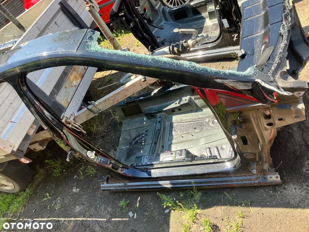 ĆWIARTKA PRÓG LEWY LUB PRAWY SEAT IBIZA V 6F - 2