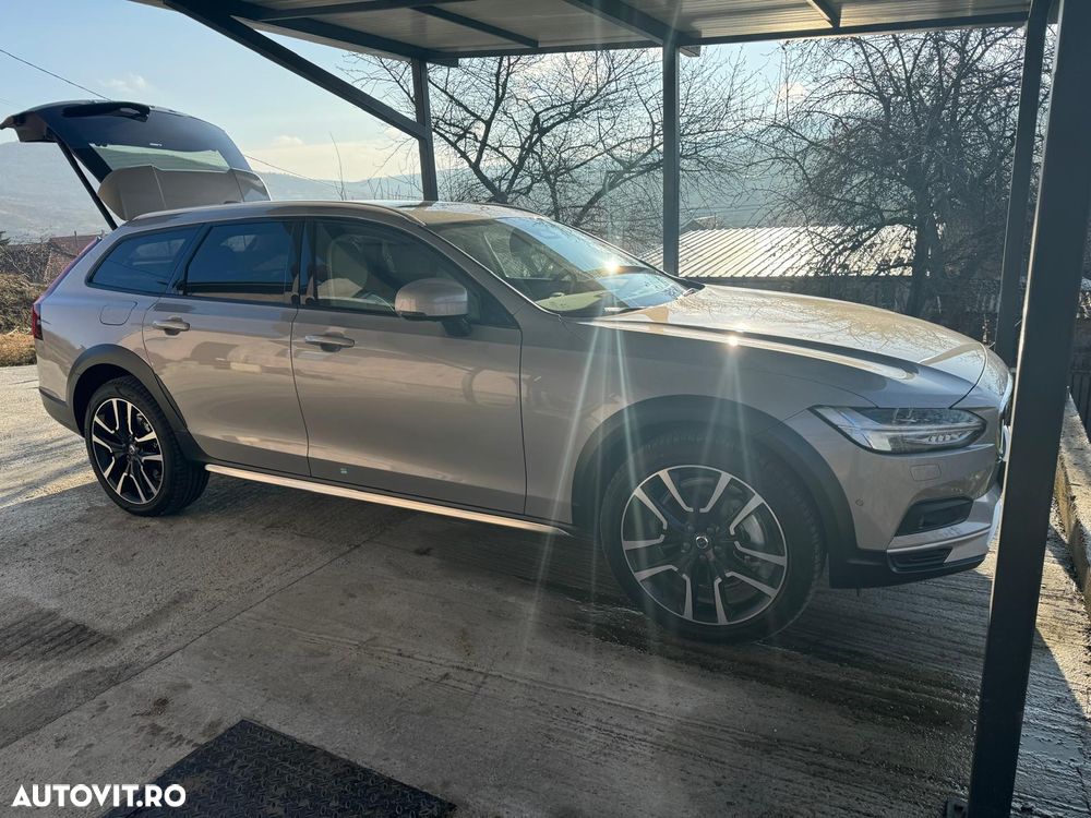 Volvo V90 B6 MHEV AT AWD Plus Bright - 1