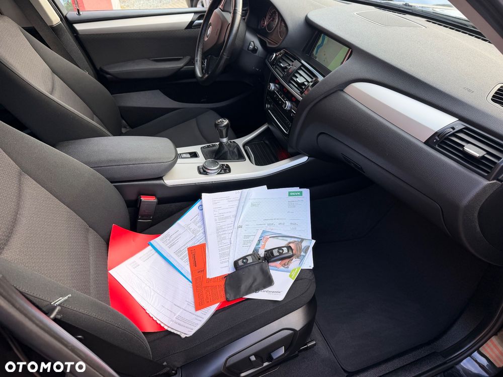 BMW X3 xDrive20d - 16