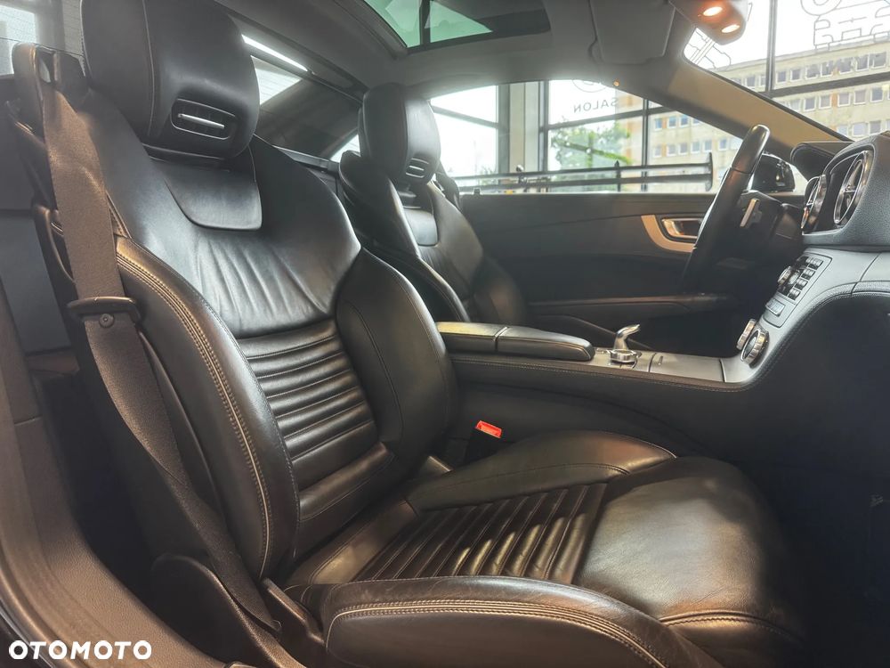 Mercedes-Benz SL 350 7G-TRONIC - 14